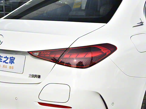 2025�� �Ŀ� C 350 eL