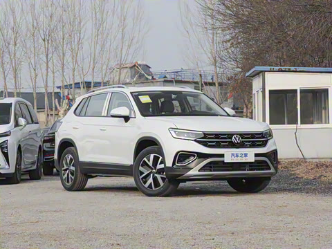 2025�� ������ 300TSI