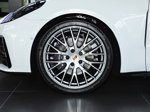 2024�� Panamera �����ӳ��� 2.9T