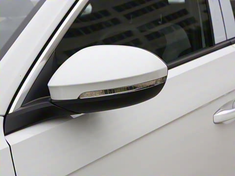 2025�� �Ŀ� 300TSI DSG���������