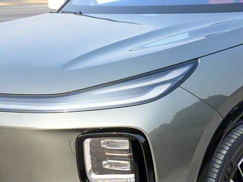 2025�� 215�����콢PLUS