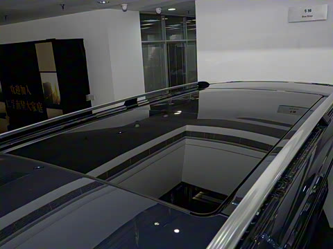 2024�� V 300 L ����������