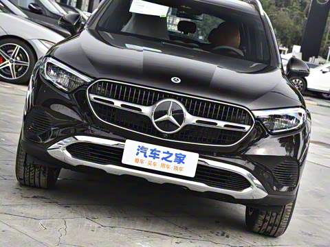 2025�� GLC 260 L 4MATIC ������