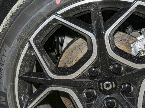 2025�� �������̰� 230�콢��