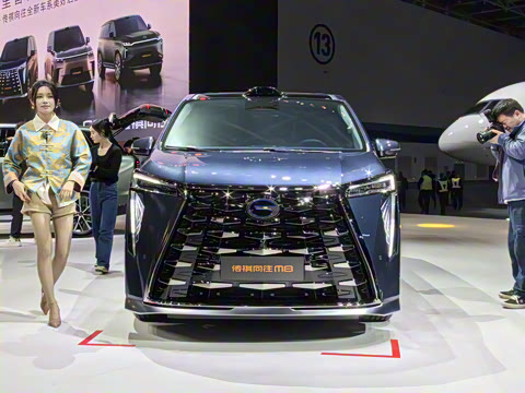 2025�� Ǭ��ϵ�� Ultra ͷ�Ȳ�