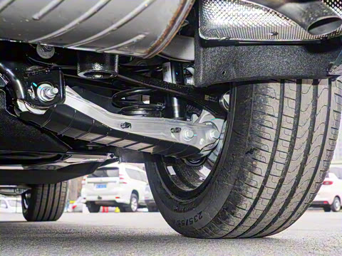 2025�� 45�����ذ� 40 TFSI ʱ�ж�����