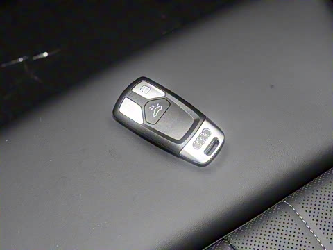 2025�� 45�����ذ� 40 TFSI ʱ�ж�����