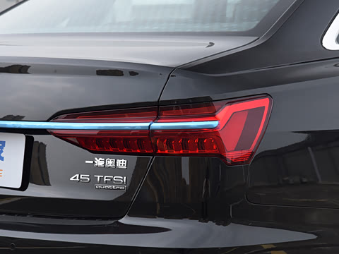 2025�� 45 TFSI quattro ��ѡ������+������