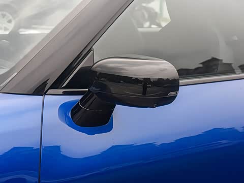 2025�� JOHN COOPER WORKS