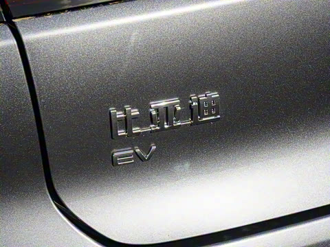 2025�� EV �Ǽݰ� 506KM�����