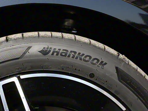 2025�� E 300 ʱ�����˶���