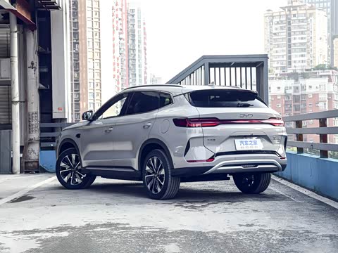 2025�� EV �Ǽݰ� 520km ������