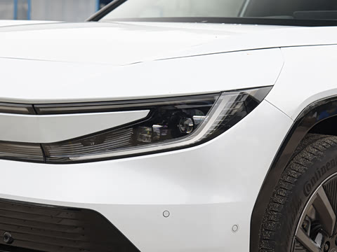 2025�� ����������Max