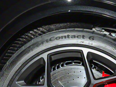 2025�� RS Q8 4.0T 45��������