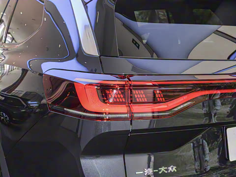 2025�� 380TSI ���������Ѿ�Pro  ������ 7��