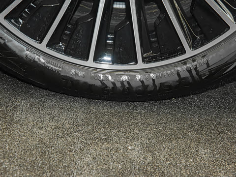 2025�� CLE 260 ���ܳ�