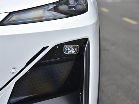 2025�� 628Max ��ΪǬ���Ǽ�ADS SE�����