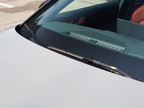 2025�� 200���������� 40 TFSI ����������