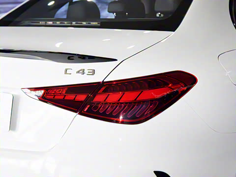 2024�� �Ŀ� AMG C 43 4MATIC