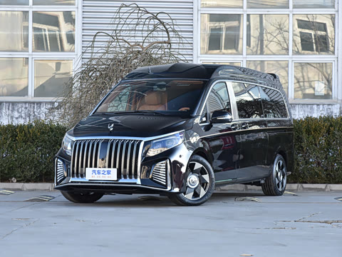 2025��  2.0T �����֡�Ħ��