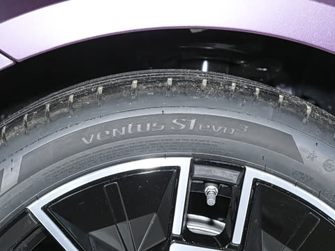 2024�� 430i Gran Coupe M�˶���ҹ��װ