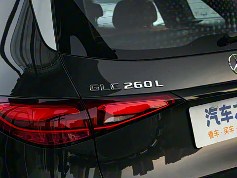 2025�� �Ŀ� GLC 260 L 4MATIC ������