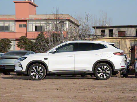 2025�� EV �Ǽݰ� 520km �����