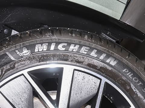 2025�� 180km Ultra ���������״��