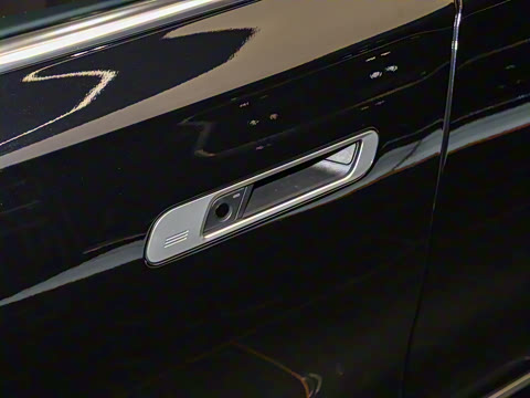 2023�� eDrive50L ����M�˶���װ