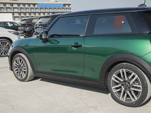 2025�� 1.5T COOPER ������