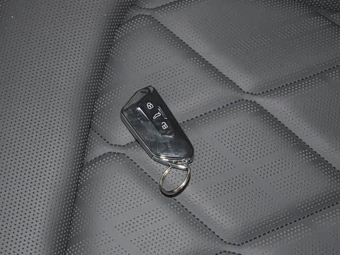 2024�� 530 V6 ���������