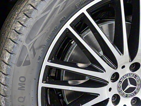 2025�� �Ŀ� GLC 300 L 4MATIC ������ 5��