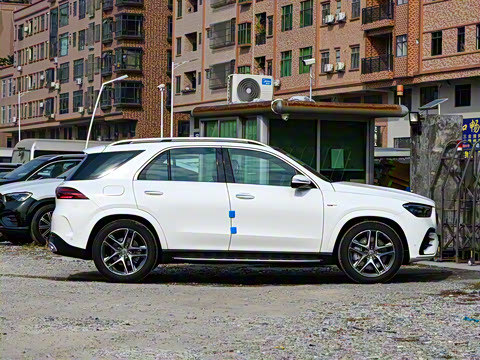 2025�� AMG GLE 53 4MATIC+