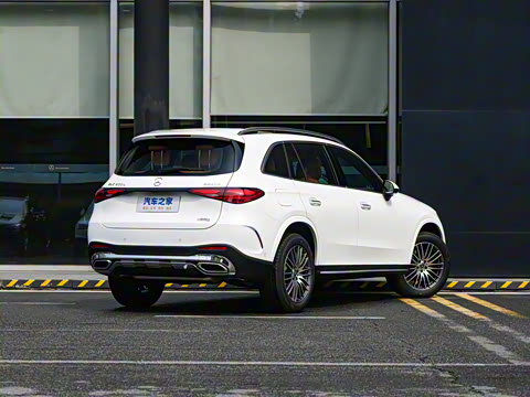 2025�� �Ŀ� GLC 300 L 4MATIC ������ 7��