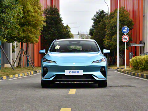 2025�� 300Ultra  �����Ǽ�AD PRO���̰�