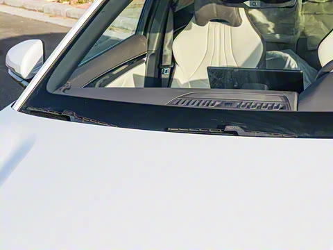 2025�� EV �Ǽݰ� 605km �콢��