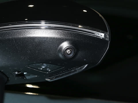 2025�� GLC 300 4MATIC ����SUV