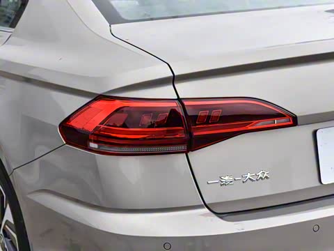 2025�� 300TSI DSG���а�