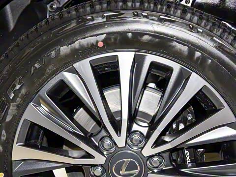 2025�� 700h ��;��