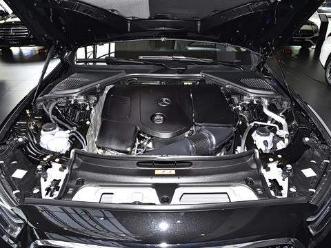 2025�� E 300 �������˶���