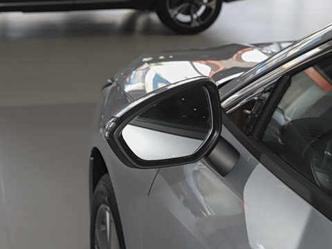 2025�� EM-i 140km Զ����