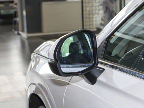 2025�� 240TURBO �������� 5��