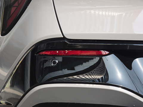 2025�� 730 Max������