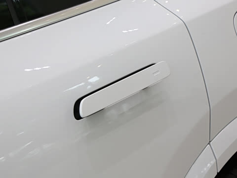 2025�� Ultra ���ܻ��°�