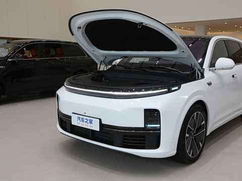 2025�� Ultra ���ܻ��°�