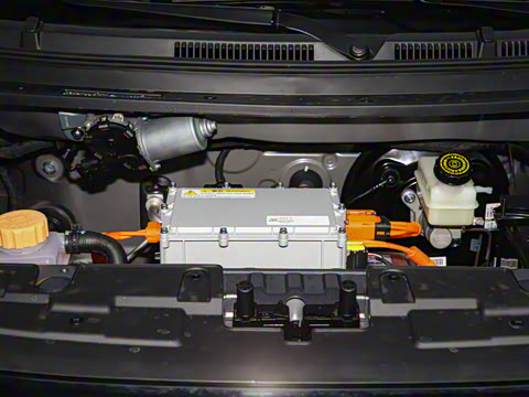 2025�� Mate 300km̤�˰�