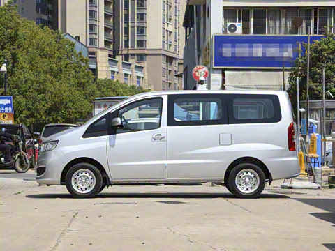 2025�� 1.8L �ֶ������ 5��