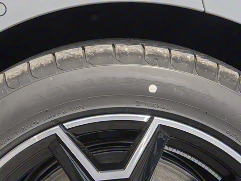 2025�� eDrive 40 L ��ҹ��װ