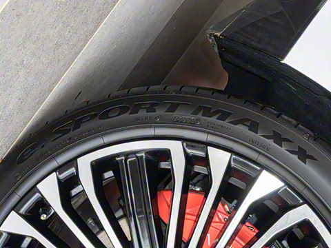 2025�� �Ŀ� Ultra���̰�