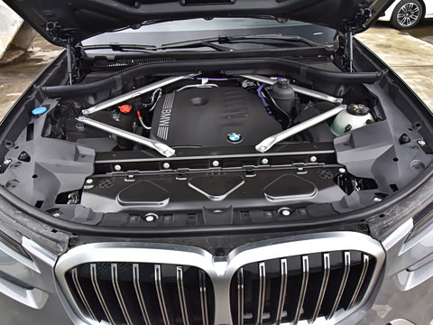 2024�� xDrive40i �����ͺ�����װ